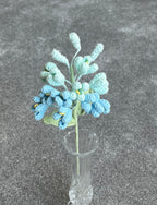 Handgehaakte bloemen tak – fris & speels