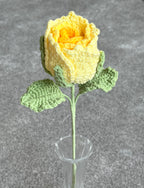 Handgehaakte roos – verkrijgbaar in meerdere kleuren