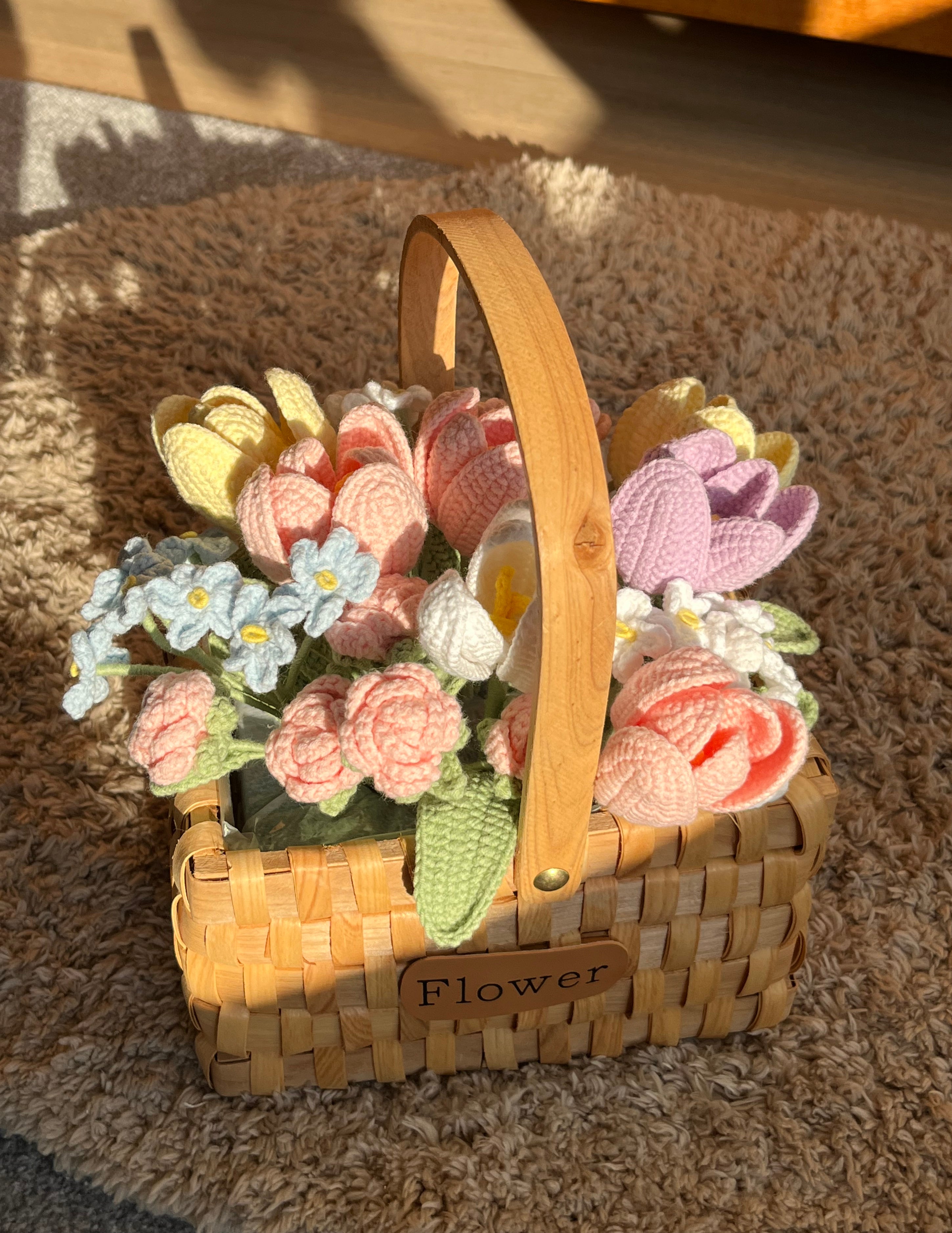 Gehaakt tulpen bloemenmandje – pastel boeket