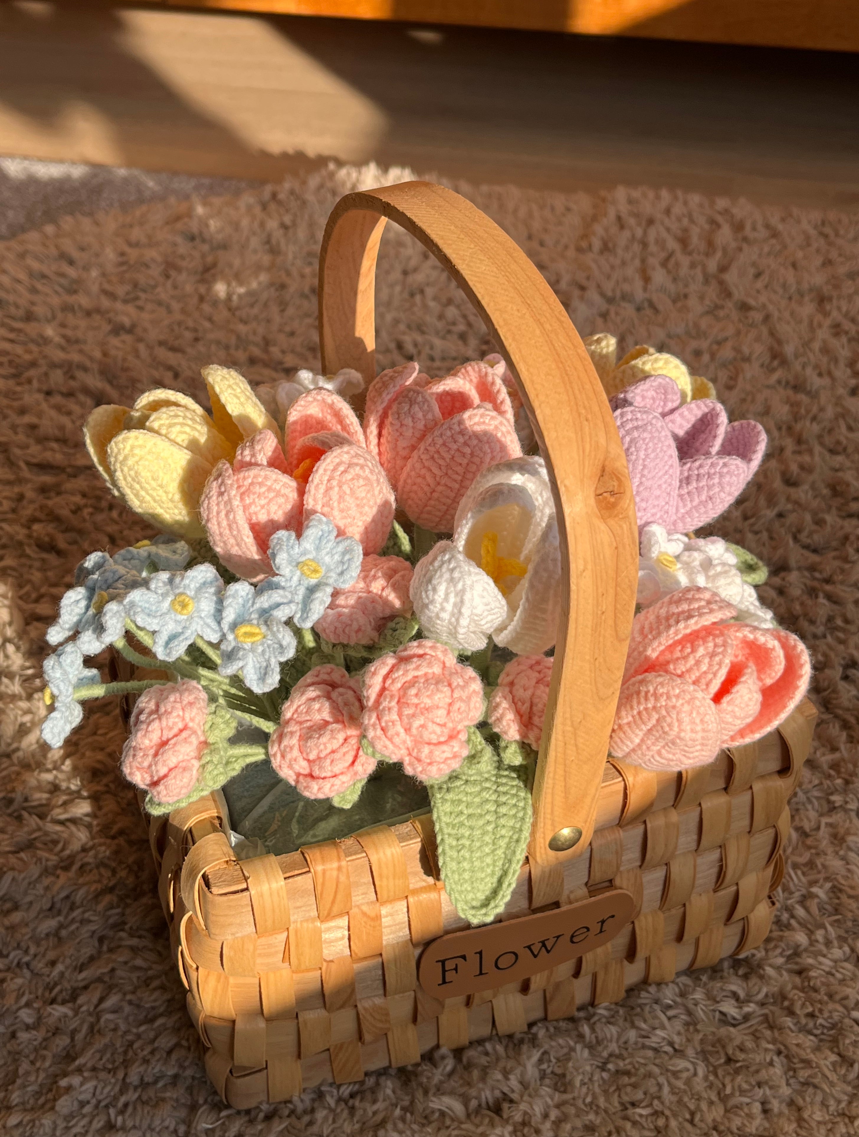 Gehaakt tulpen bloemenmandje – pastel boeket