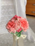 Handgehaakt bloemenboeket – zacht roze & speels