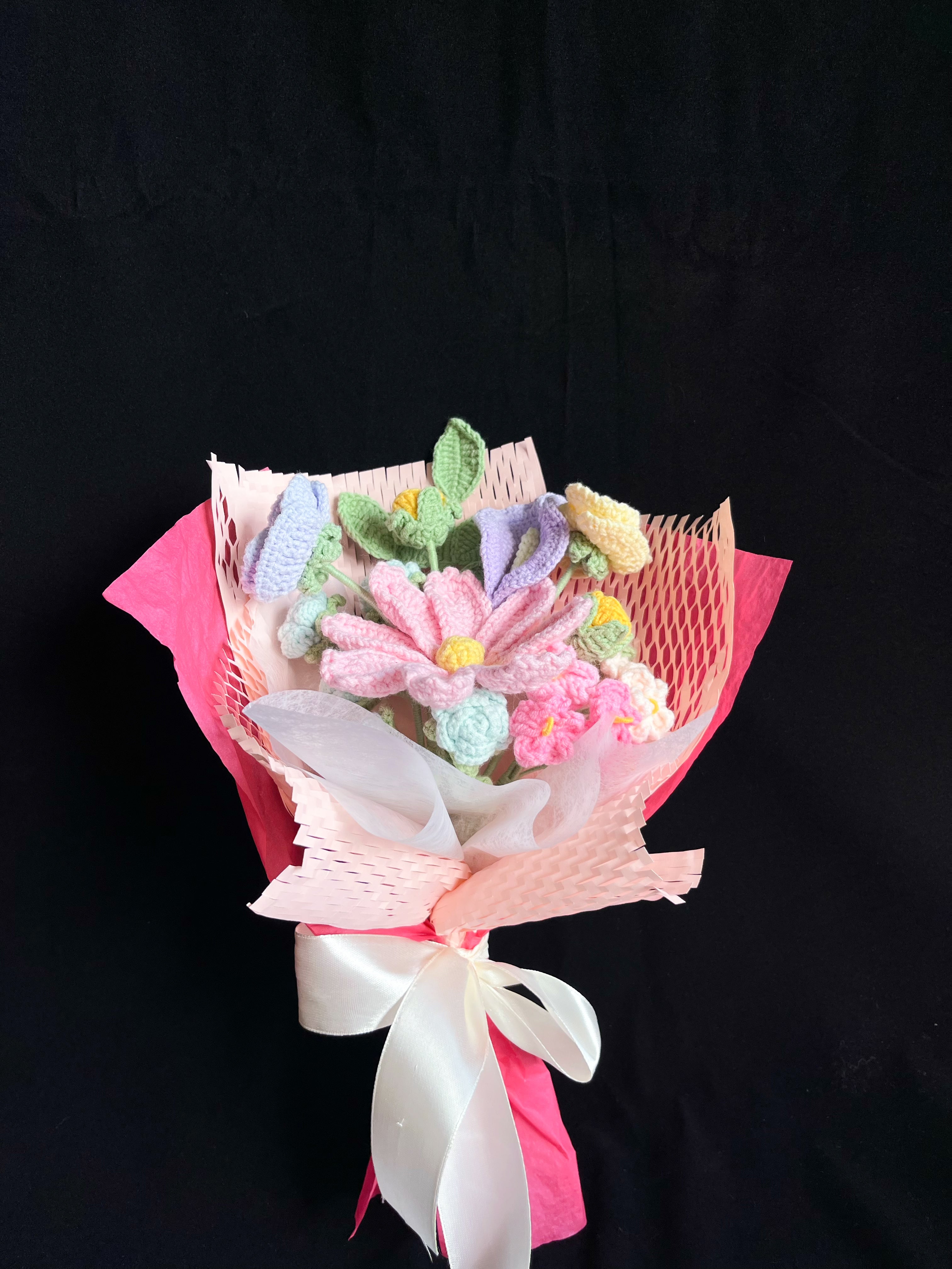 Handgehaakt bloemenboeket – pastel & vrolijk 🌸