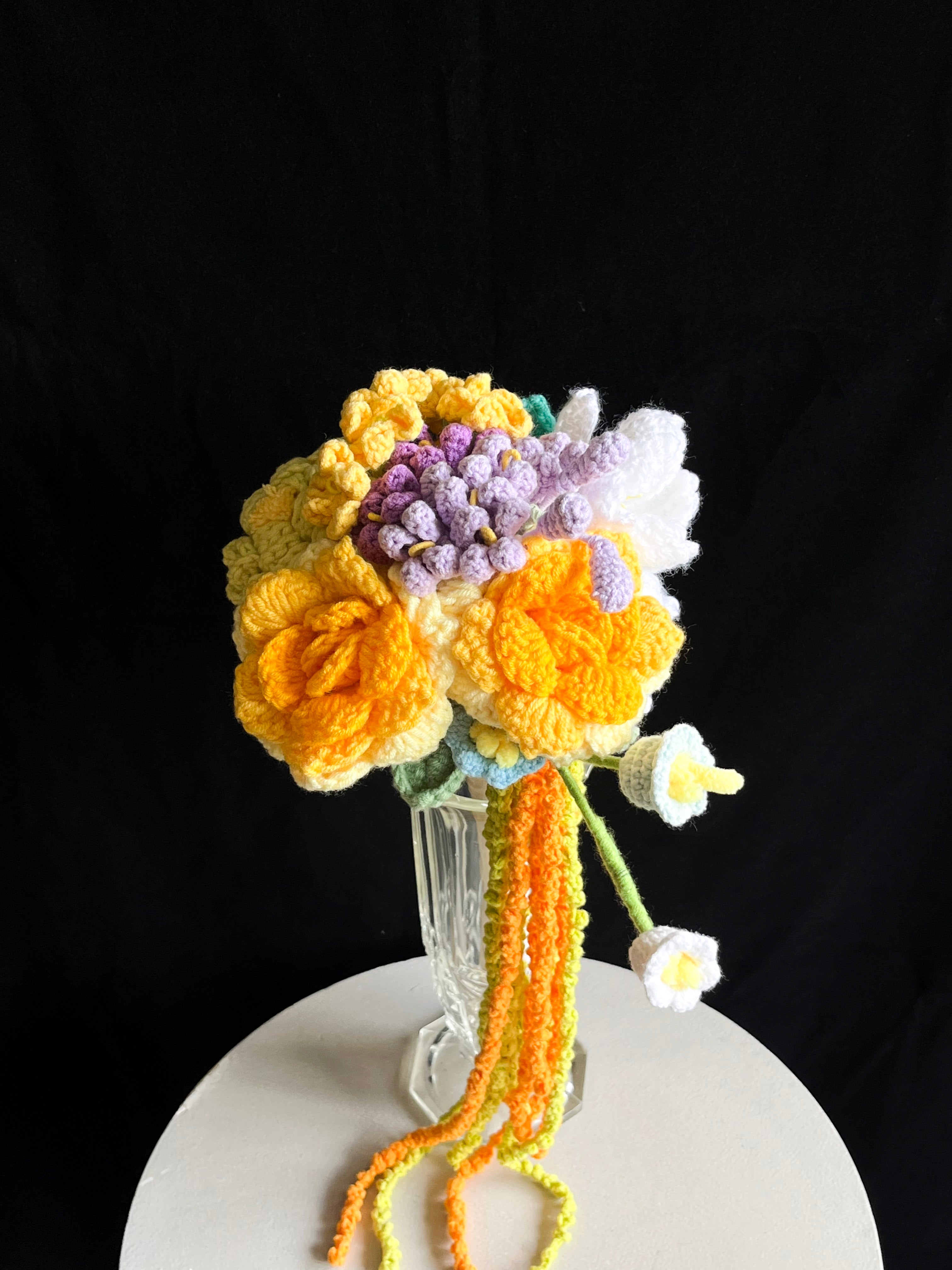 Handgehaakt kleurrijk bloemenboeket – uniek & speels 🌼✨