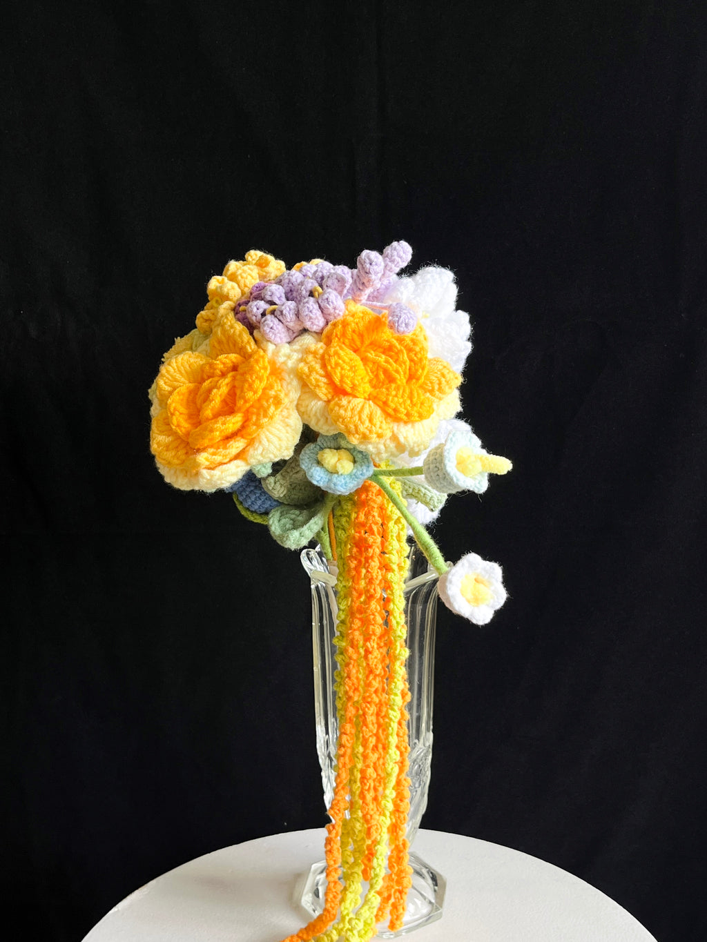 Handgehaakt kleurrijk bloemenboeket – uniek & speels 🌼✨