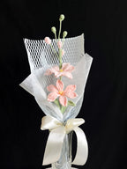 Handgehaakt roze bloemetje boeket – zacht & elegant