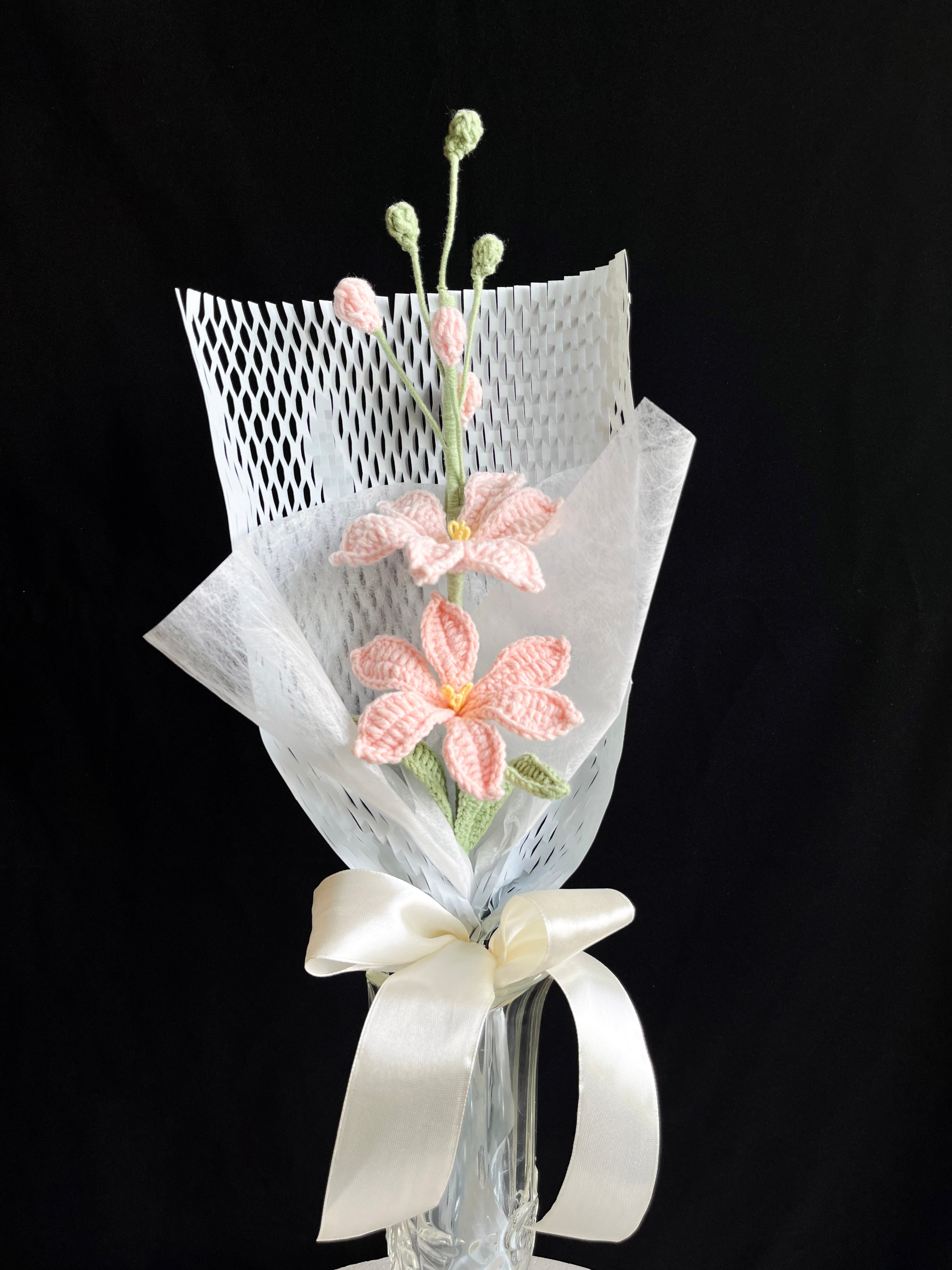 Handgehaakt roze bloemetje boeket – zacht & elegant