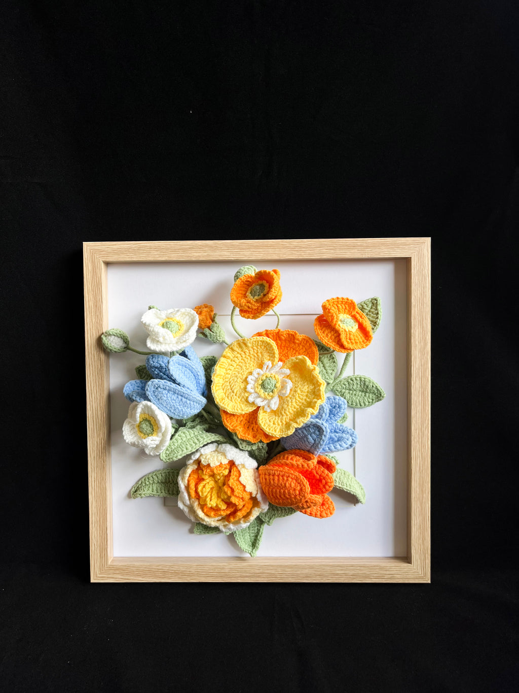 Handgehaakte bloemen wanddecoratie – uniek framed kunstwerk 🌼🖼️