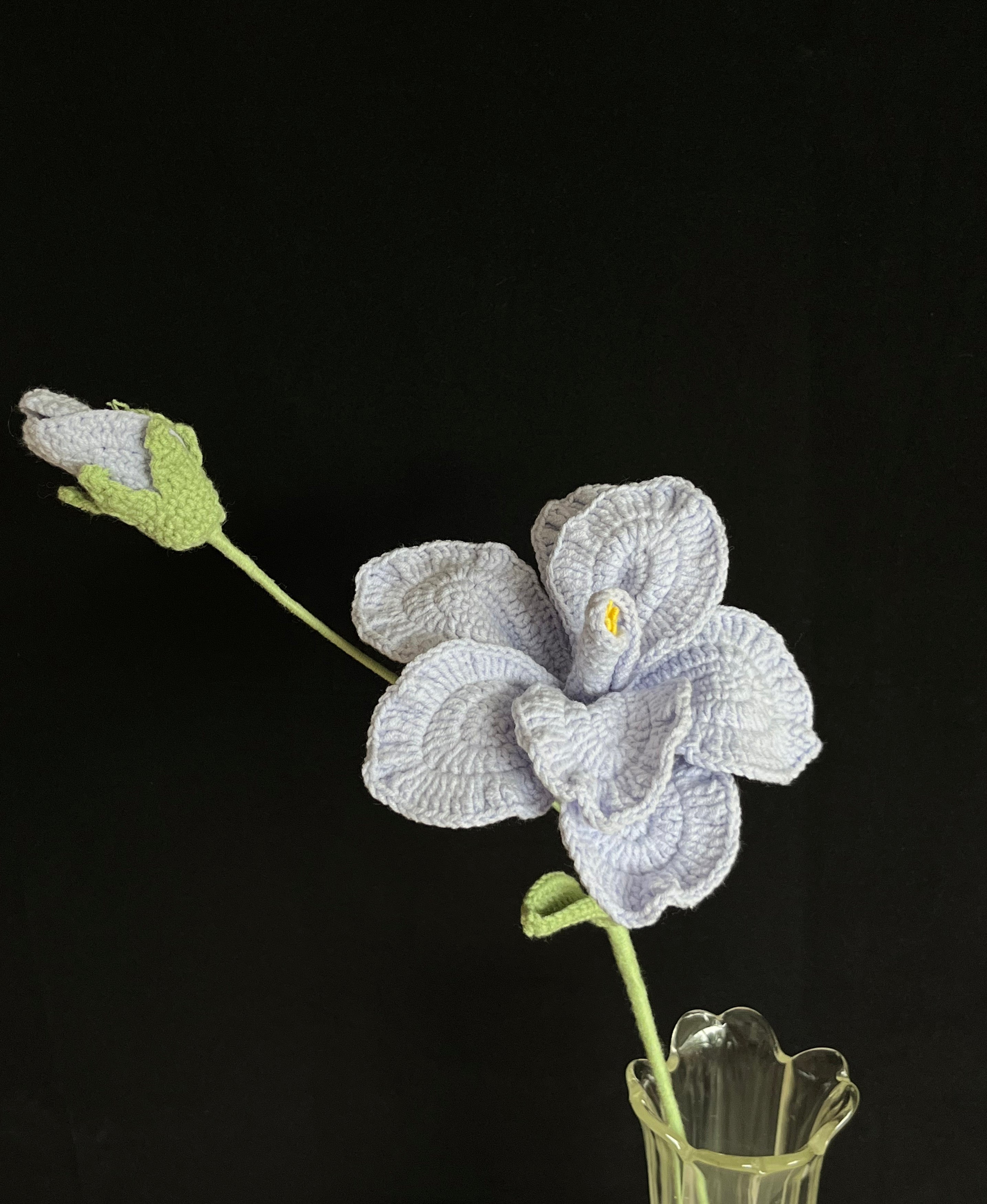 💜 Gehaakte Paarse Calla Lelie – Elegante Handgemaakte Bloem
