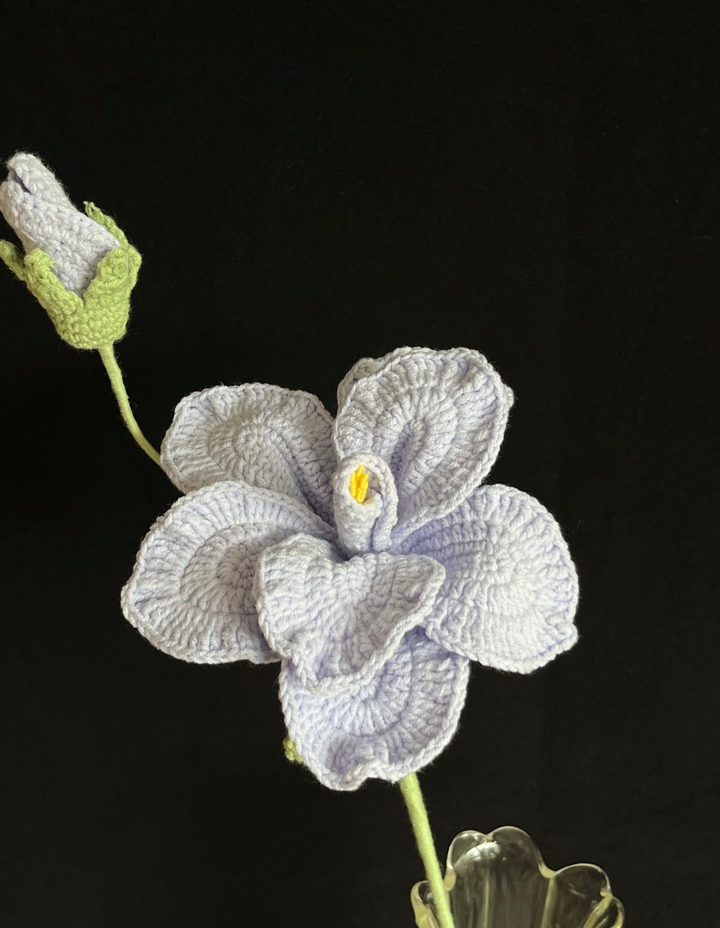 💜 Gehaakte Paarse Calla Lelie – Elegante Handgemaakte Bloem